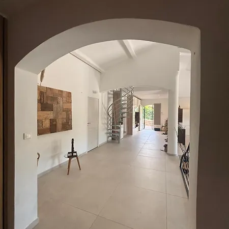Charmante Avec Piscine Et Grand Jardin Villa Saint-Raphaël